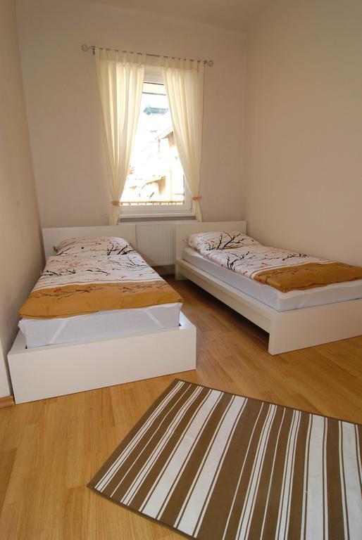 Fontana Pizzeria - Pension Ceske Budejovice Kamer foto