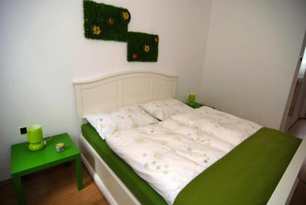 Fontana Pizzeria - Pension Ceske Budejovice Buitenkant foto